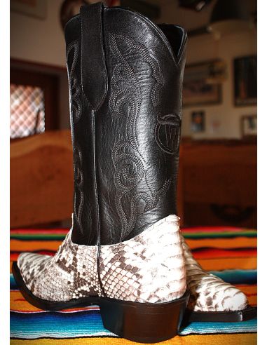 NEW MEXICO PITÓN NATURAL HOMBRE GOWEST SANTIAG